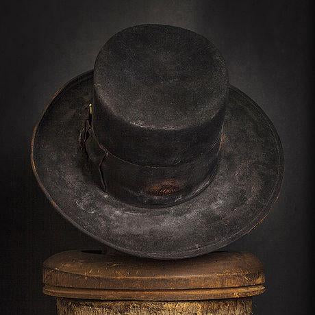 Hat 216 – Nick Fouquet